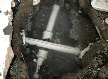 绥滨阳台漏水维修公司为您分享楼上楼下漏水怎么处理